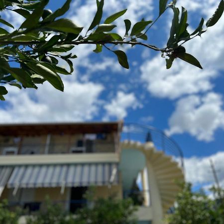 Hotel Portokali Himarë Exterior foto