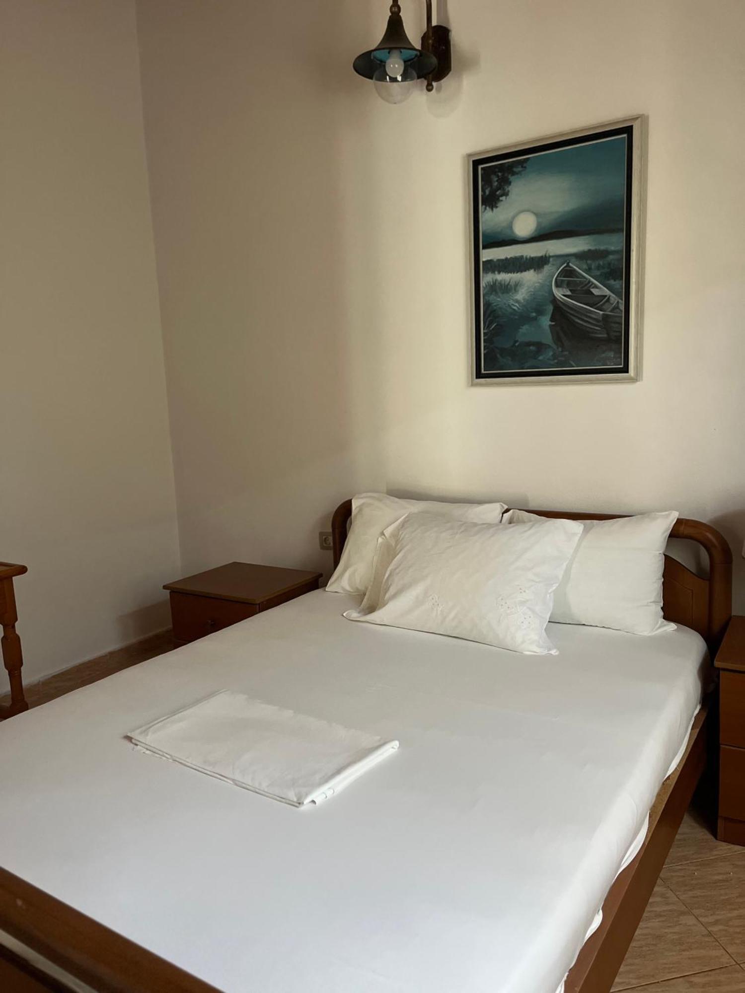 Hotel Portokali Himarë Exterior foto
