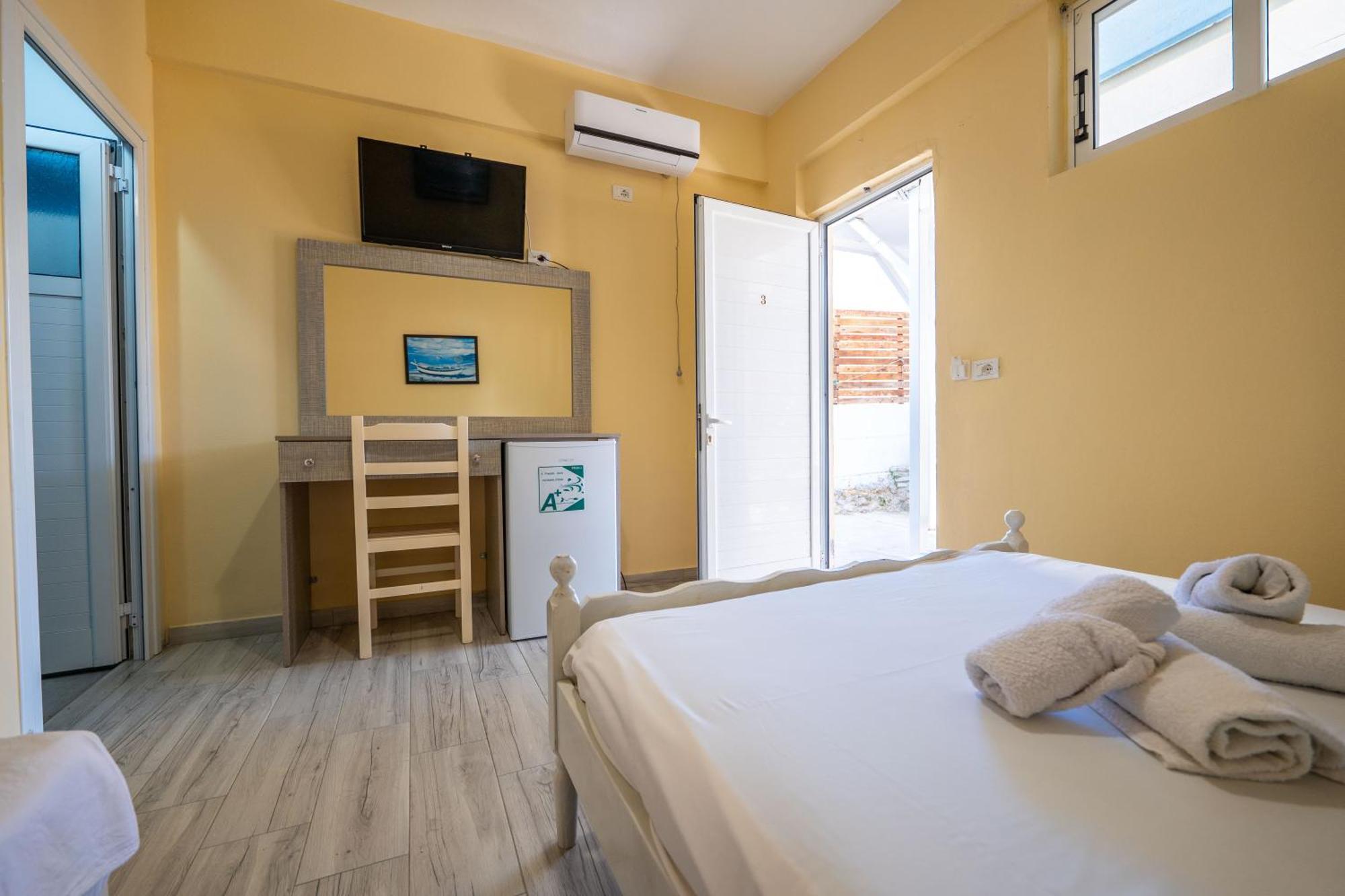 Hotel Portokali Himarë Exterior foto